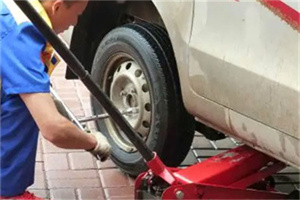 巴林右旗附近拖车24小时服务热线电话